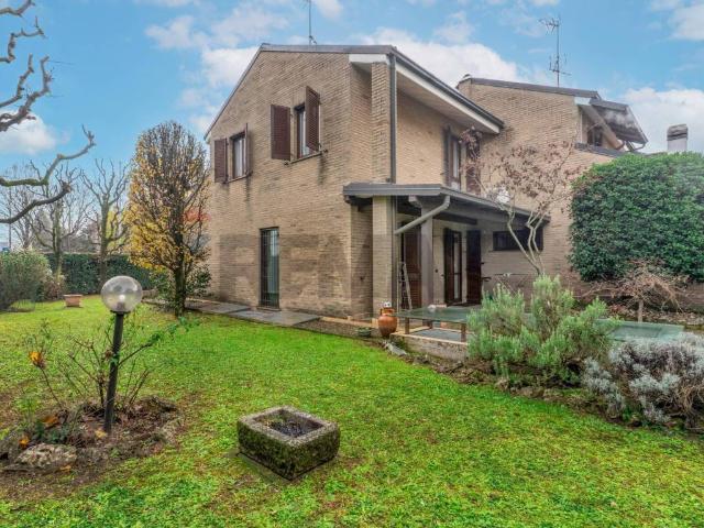 Villa Schiera in vendita a Cascina del Bruno, Arcore