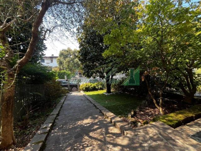 Villa Schiera in vendita a Arcore, Lombardia