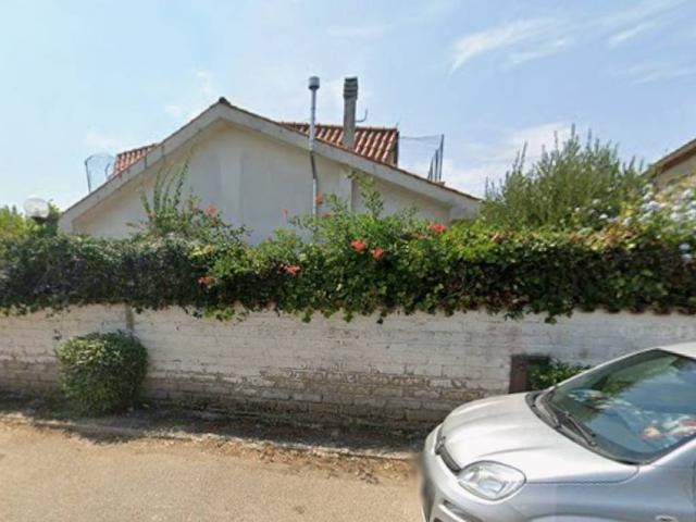 Villa Schiera in vendita a Nuova Florida, Roma Capitale