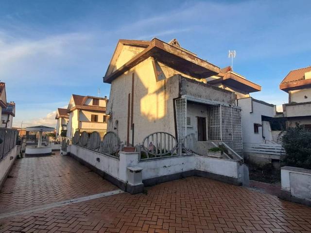 Villa Schiera in vendita a Colle Romito, Roma Capitale