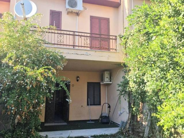 Villa Schiera in vendita a Tor San Lorenzo, Ardea