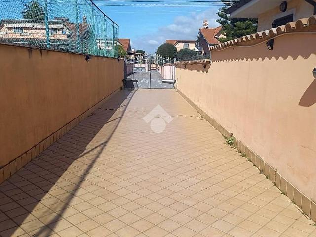 Villa Schiera in vendita a Nuova Florida, Roma Capitale