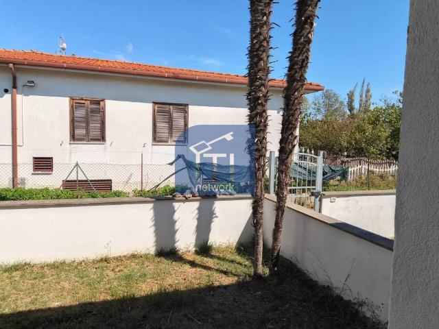 Villa Schiera in vendita a Nuova Florida, Roma Capitale