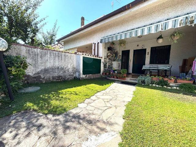 Villa Schiera in vendita a Colle Romito, Roma Capitale