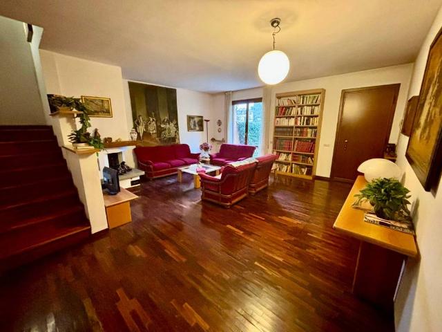 Villa Schiera in vendita a Torretta, Arese