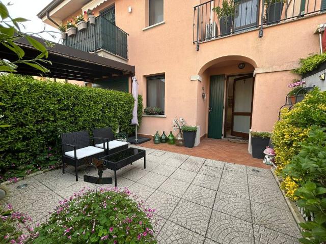 Villa Schiera in vendita a Argenta, Reggio Emilia