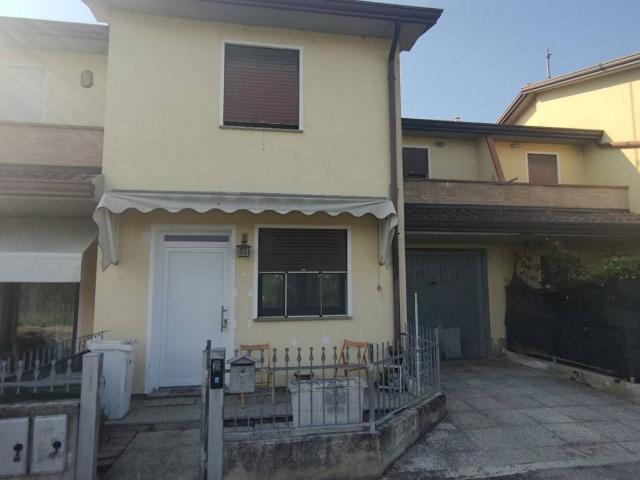 Villa Schiera in vendita a Ariano Nel Polesine, Veneto