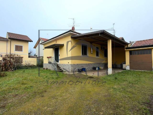 Villa Schiera in vendita a Arluno, Lombardia