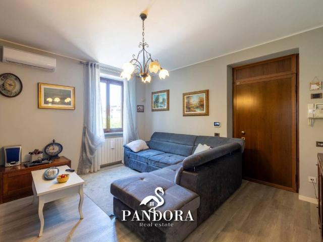 Villa Schiera in vendita a Arsago Seprio, Lombardia