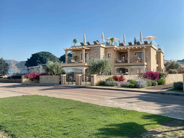 Villa Schiera in vendita a Alzachèna/Arzachena, Sardigna/Sardegna