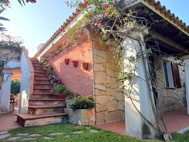 Villa Schiera in vendita a Alzachèna/Arzachena, Sardigna/Sardegna