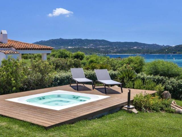 Villa Schiera in vendita a Alzachèna/Arzachena, Sardigna/Sardegna