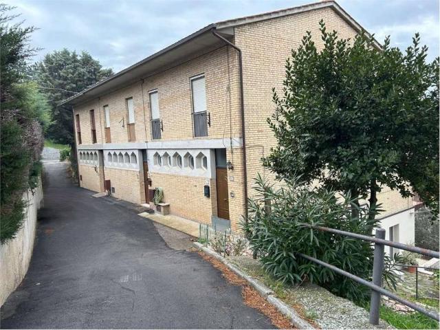 Villa Schiera in vendita a Assisi, Perugia