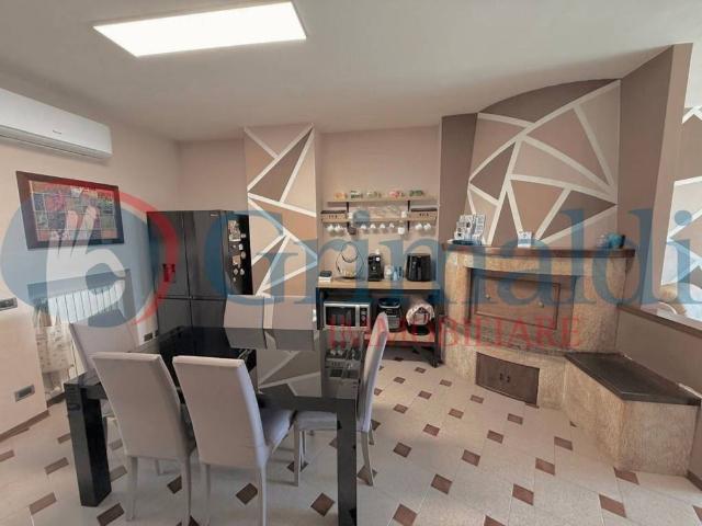 Villa Schiera in vendita a Assisi, Perugia