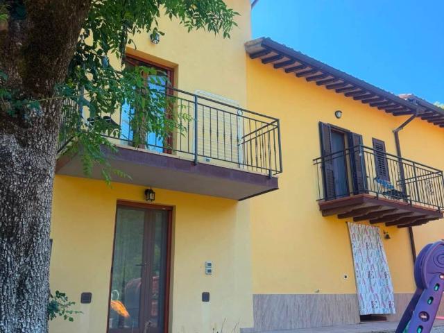 Villa Schiera in vendita a Costa di Trex, Assisi