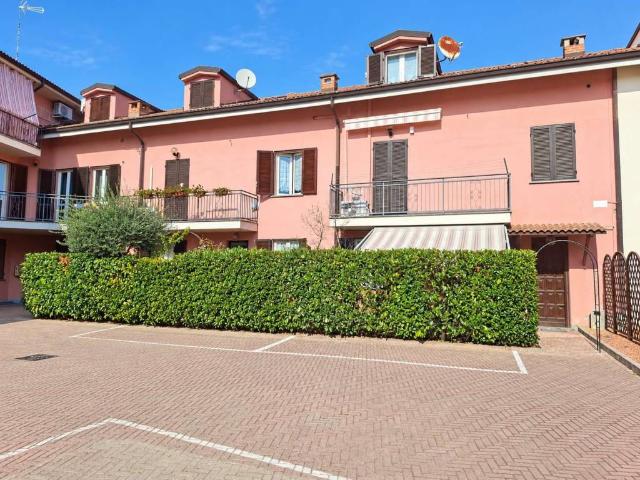Villa Schiera in vendita a Asti