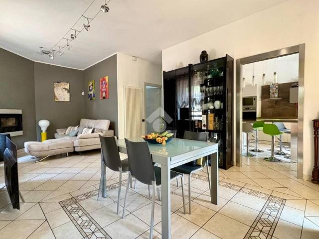 Villa Schiera in vendita a Rione San Silvestro, Piemonte