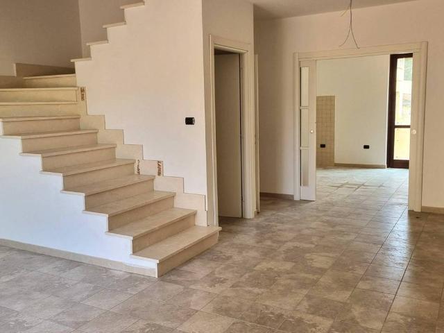 Villa Schiera in vendita a Unione di comuni Montana Lunigiana, Aulla
