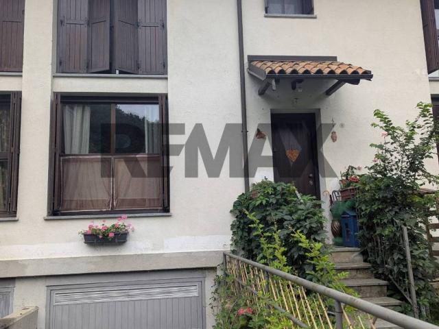 Villa Schiera in vendita a Borgata Girba, Piemonte