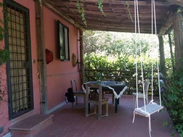 Villa Schiera in vendita a Avigliano Umbro, Umbria