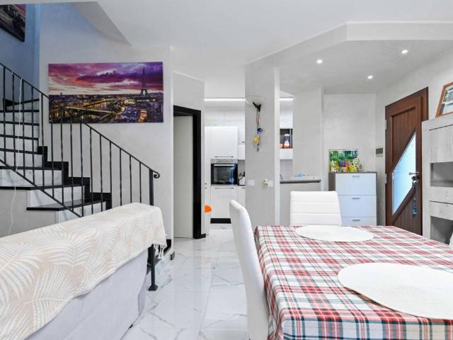 Villa Schiera in vendita a Azzano San Paolo, Lombardia