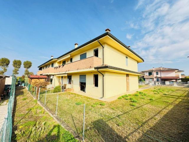 Villa Schiera in vendita a Salvaterra, Badia Polesine