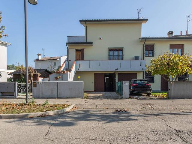 Villa Schiera in vendita a Unione dei comuni della Bassa Romagna, Bagnacavallo