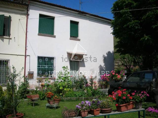 Villa Schiera in vendita a Villanova di Bagnacavallo, Bagnacavallo