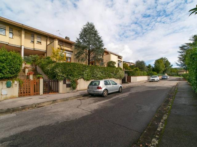 Villa Schiera in vendita a Bagno A Ripoli, Toscana