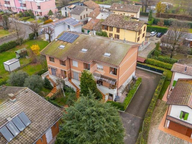 Villa Schiera in vendita a Terra di Mezzo, Re