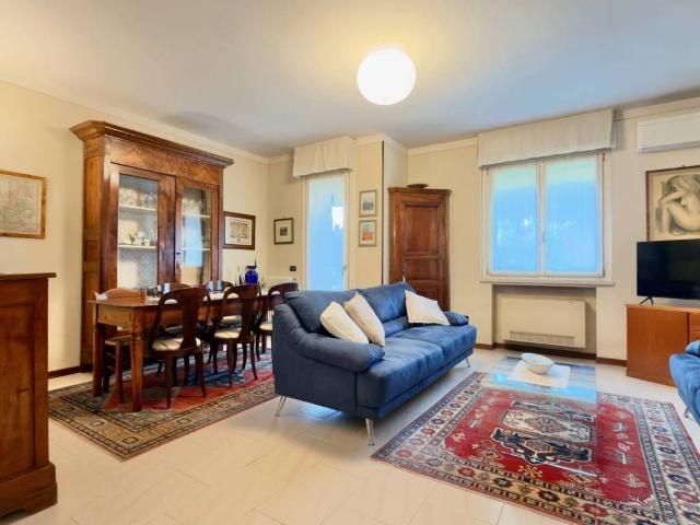 Villa Schiera in vendita a Bagnolo Mella, Brescia