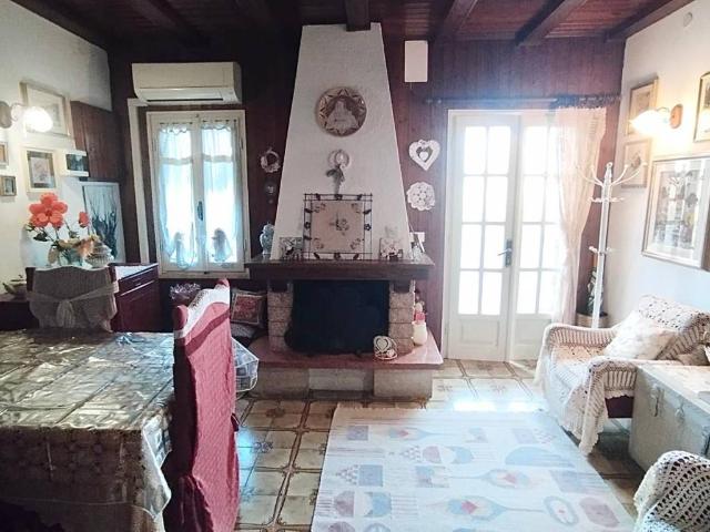 Villa Schiera in vendita a Bagnolo San Vito, Lombardia