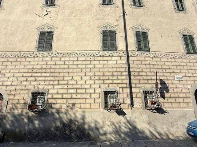 Villa Schiera in vendita a Unione di comuni Montana Lunigiana, Bagnone
