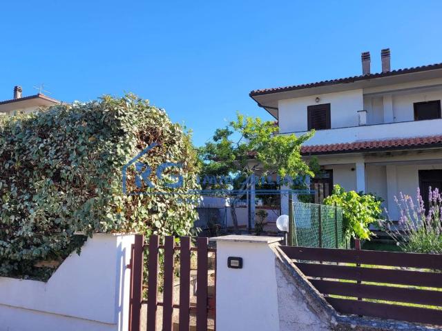 Villa Schiera in vendita a Bagnoregio, Lazio