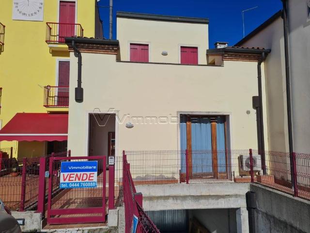 Villa Schiera in vendita a Barbarano Mossano, Ponte Di Mossano