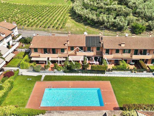 Villa Schiera in vendita a Bardolino, Veneto