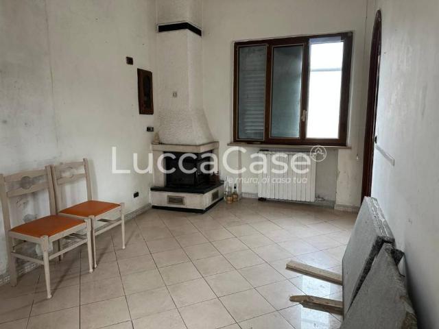 Villa Schiera in vendita a Unione dei comuni Media Valle del Serchio, Barga