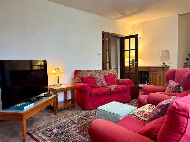 Villa Schiera in vendita a Unione dei comuni Media Valle del Serchio, Barga