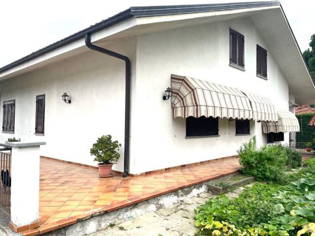 Villa Schiera in vendita a San Chiaffredo, Piemonte