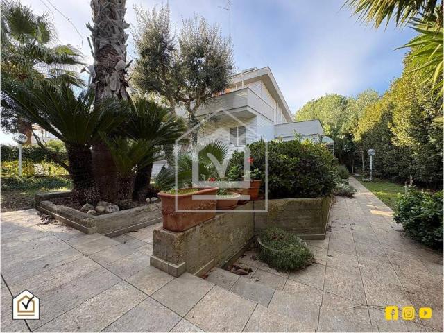 Villa Schiera in vendita a Puglia, Bari