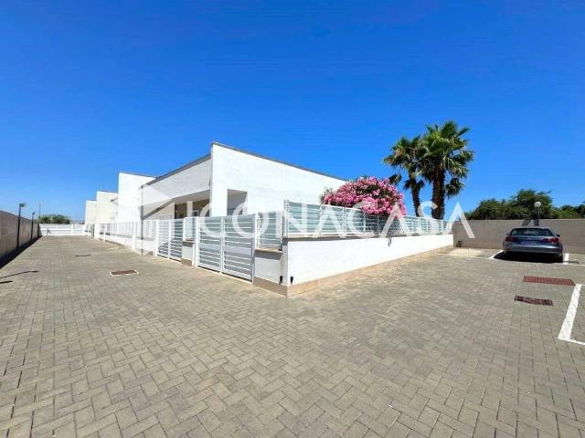 Villa Schiera in vendita a Carbonara di Bari, Bari