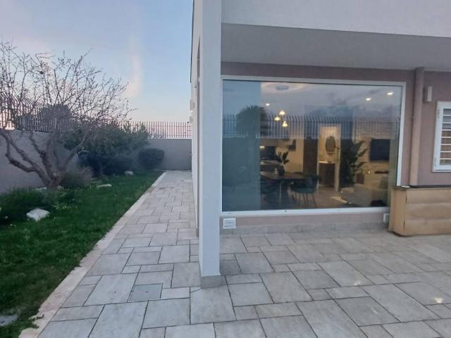 Villa Schiera in vendita a Municipio 4, Puglia