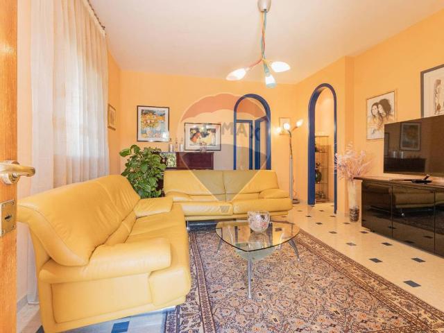 Villa Schiera in vendita a Torre a Mare, Bari