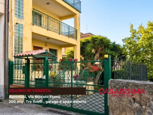 Villa Schiera in vendita a Baronissi, Campania