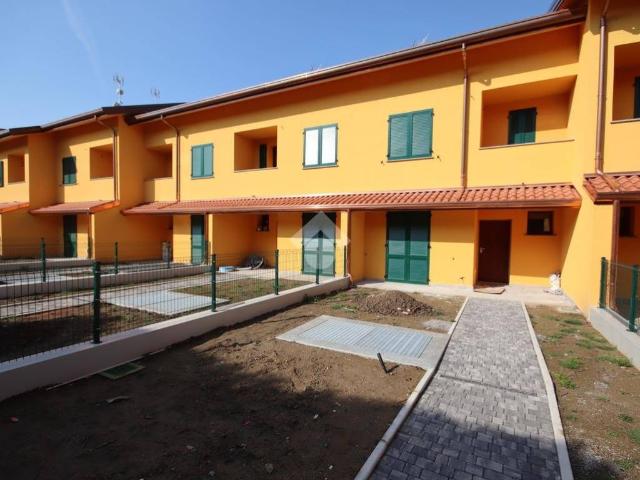 Villa Schiera in vendita a Barzanò, Lombardia