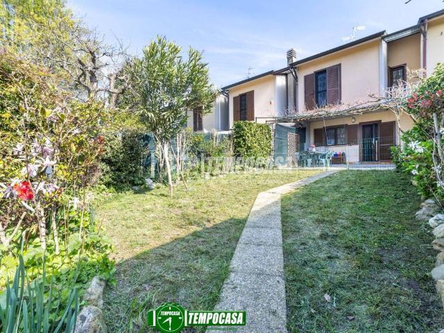 Villa Schiera in vendita a Unione Comuni Basiano Masate, Basiano
