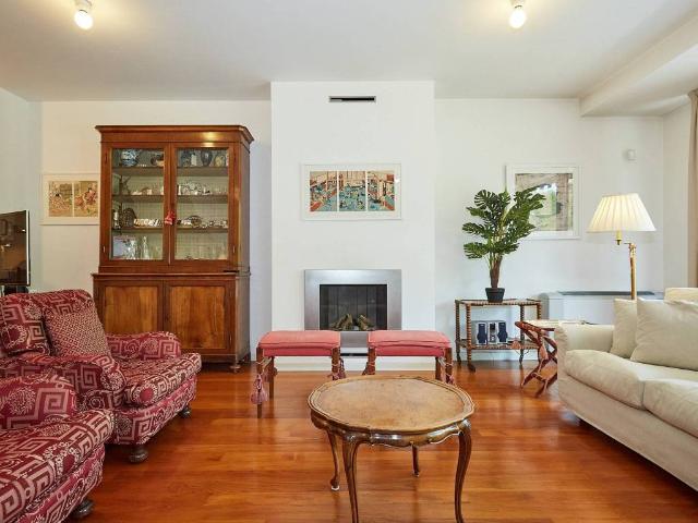 Villa Indipendente in vendita a Milano 3, Basiglio