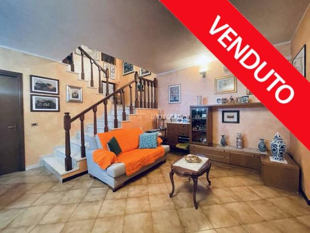 Villa Schiera in vendita a Milano 3, Basiglio