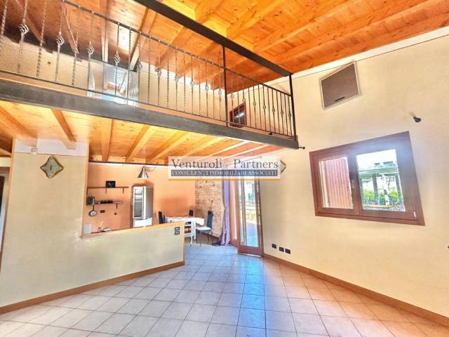 Villa Schiera in vendita a Bedizzole, Brescia
