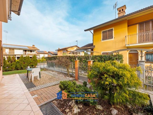 Villa Schiera in vendita a Piemonte, Cuneo